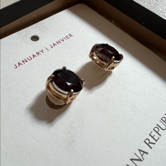 Banana Republic Garnet Earrings never worn - Picture 3 of 4